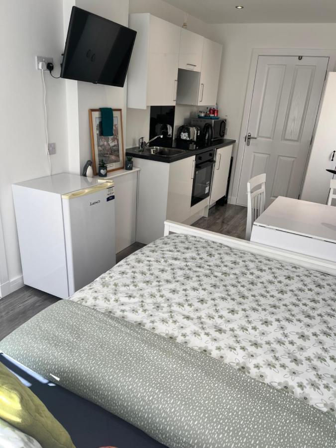 Modern Comfy One Bed Apartment - Free Parking Glasgow Exterior foto